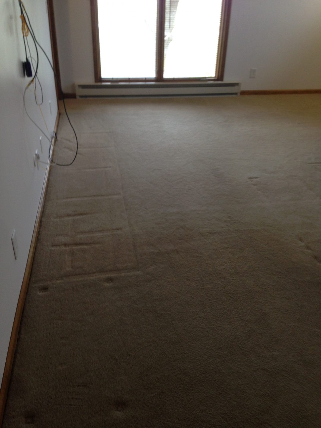 How Far Can Your Carpet Be Stretched? We’ve seen “Feet” come off